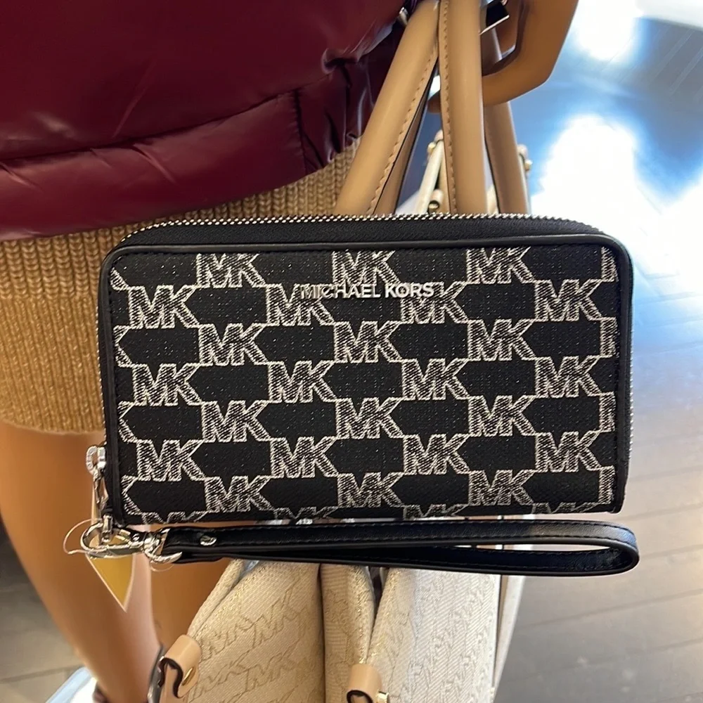 Michael Kors Jet Set Travel Large Phone Case Wristlet Wallet MK Black Multi - Picture 3 of 16
